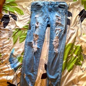 Women’s ripped jeans
